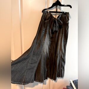 Ruffle Maxi Denim Skirt